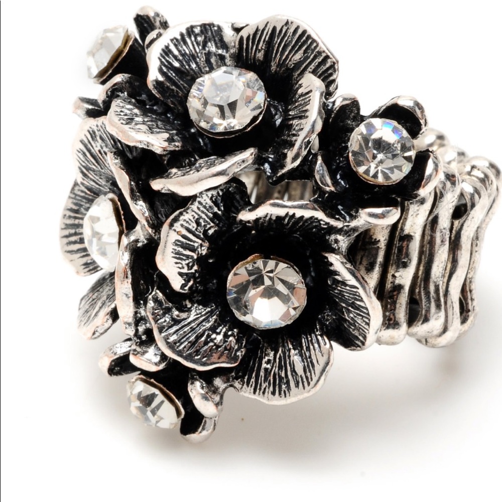 NWT Amrita Singh silver Australian crystal ring